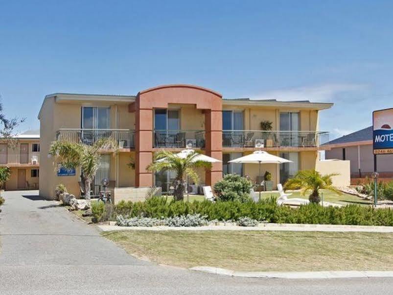Ocean View Motel 3*